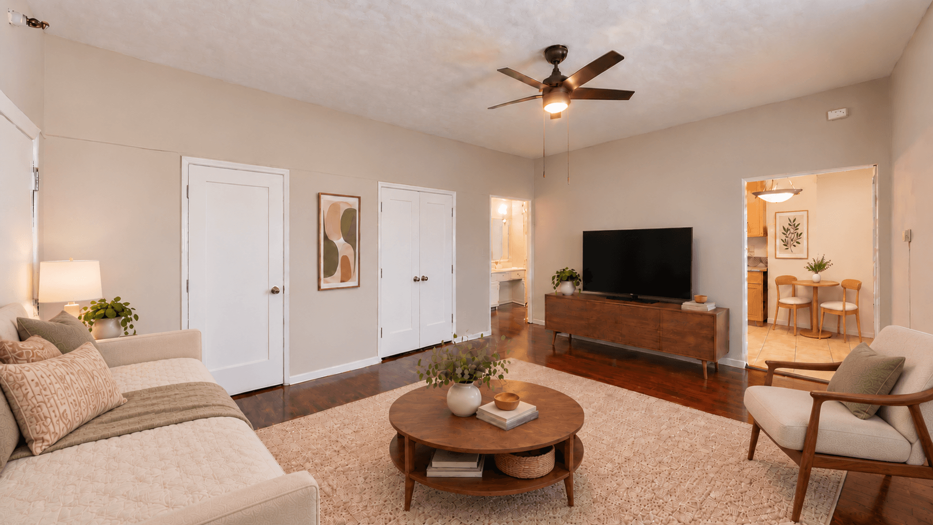 Los Angeles Apartment: 715 S. St. Andrews Place