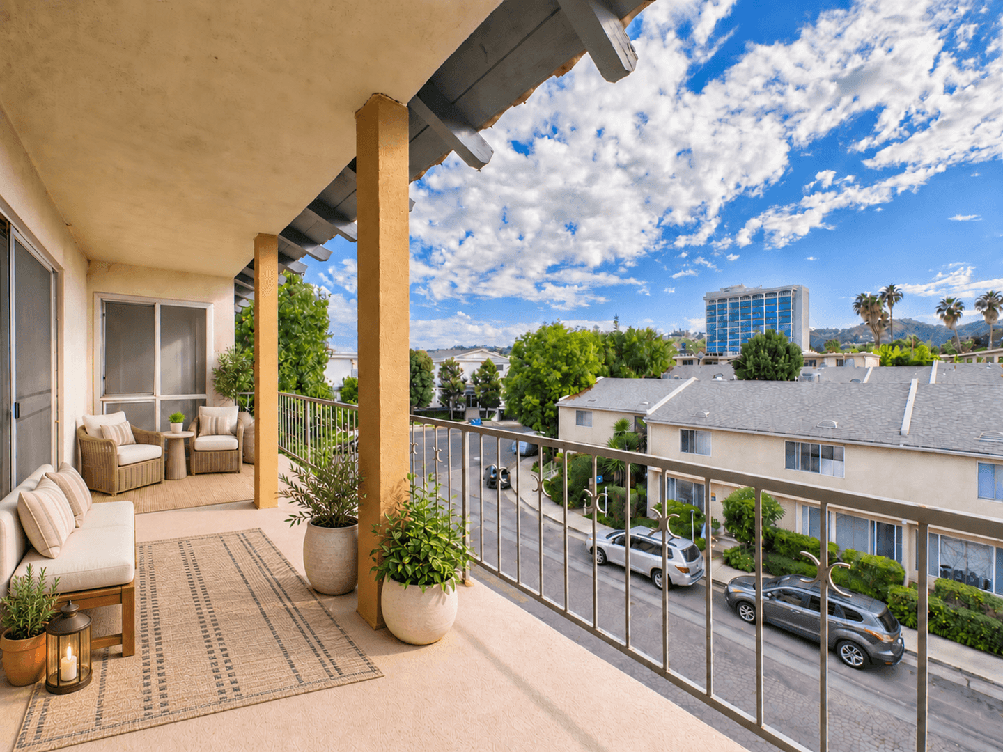 Sherman Oaks Apartment: 4600 Willis Ave