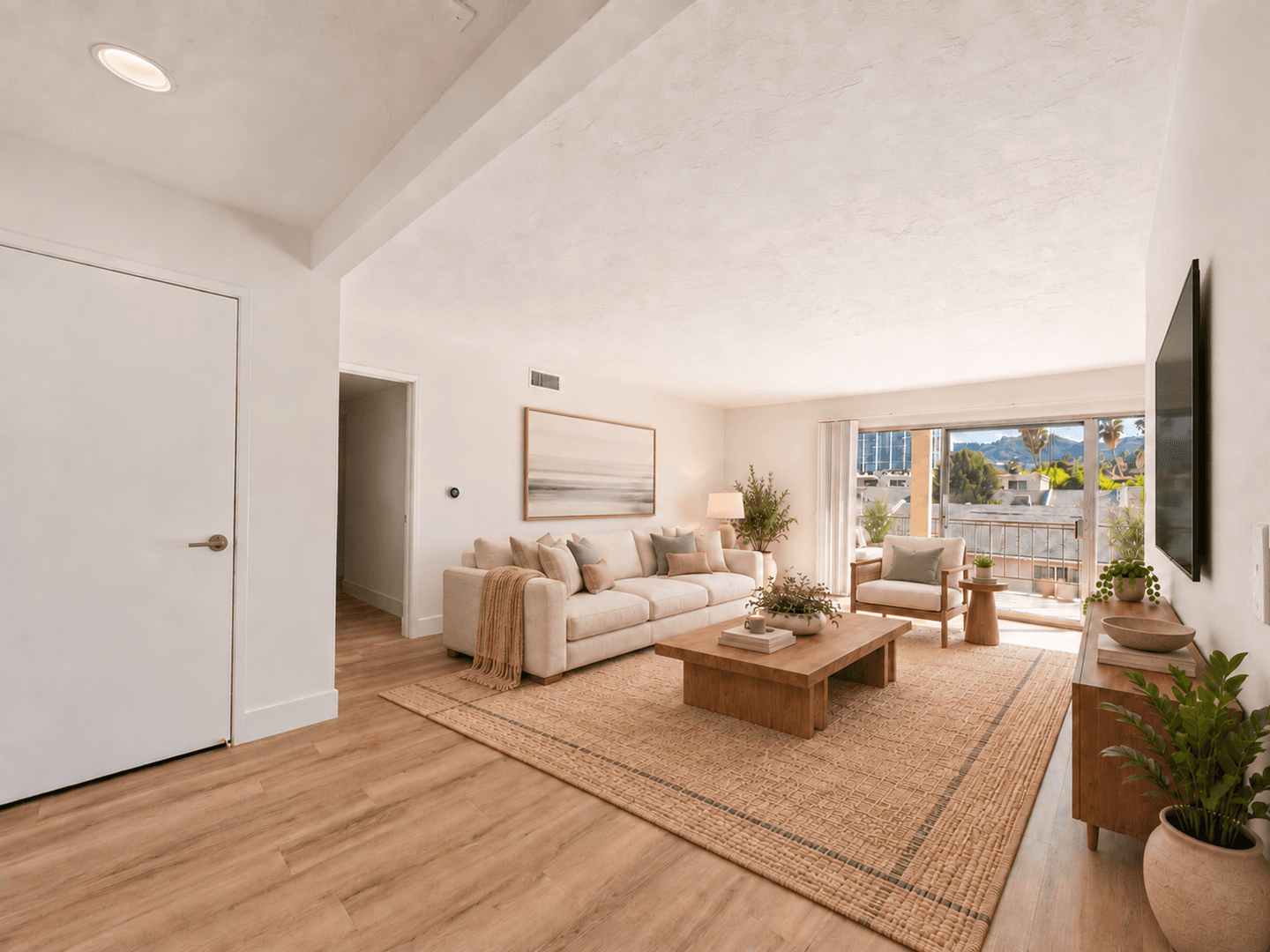 Sherman Oaks Apartment: 4600 Willis Ave