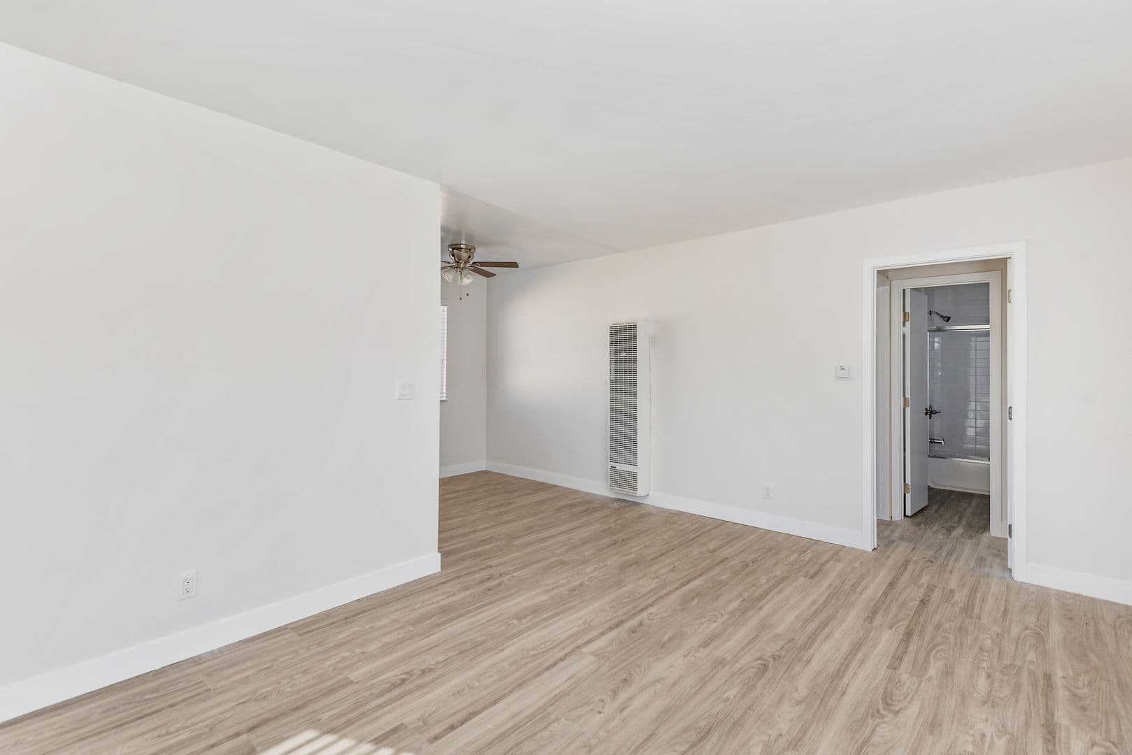 Los Angeles Apartment: 1510 S. St Andrews Place