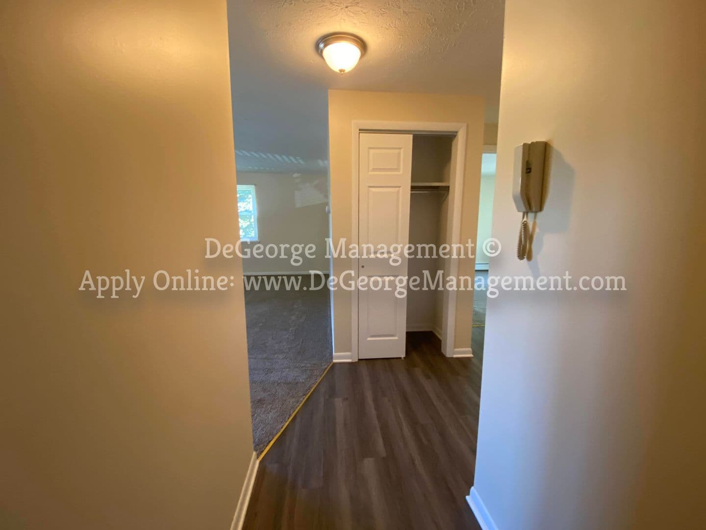 Irondequoit Apartment: 4-108 Georgetown Drive