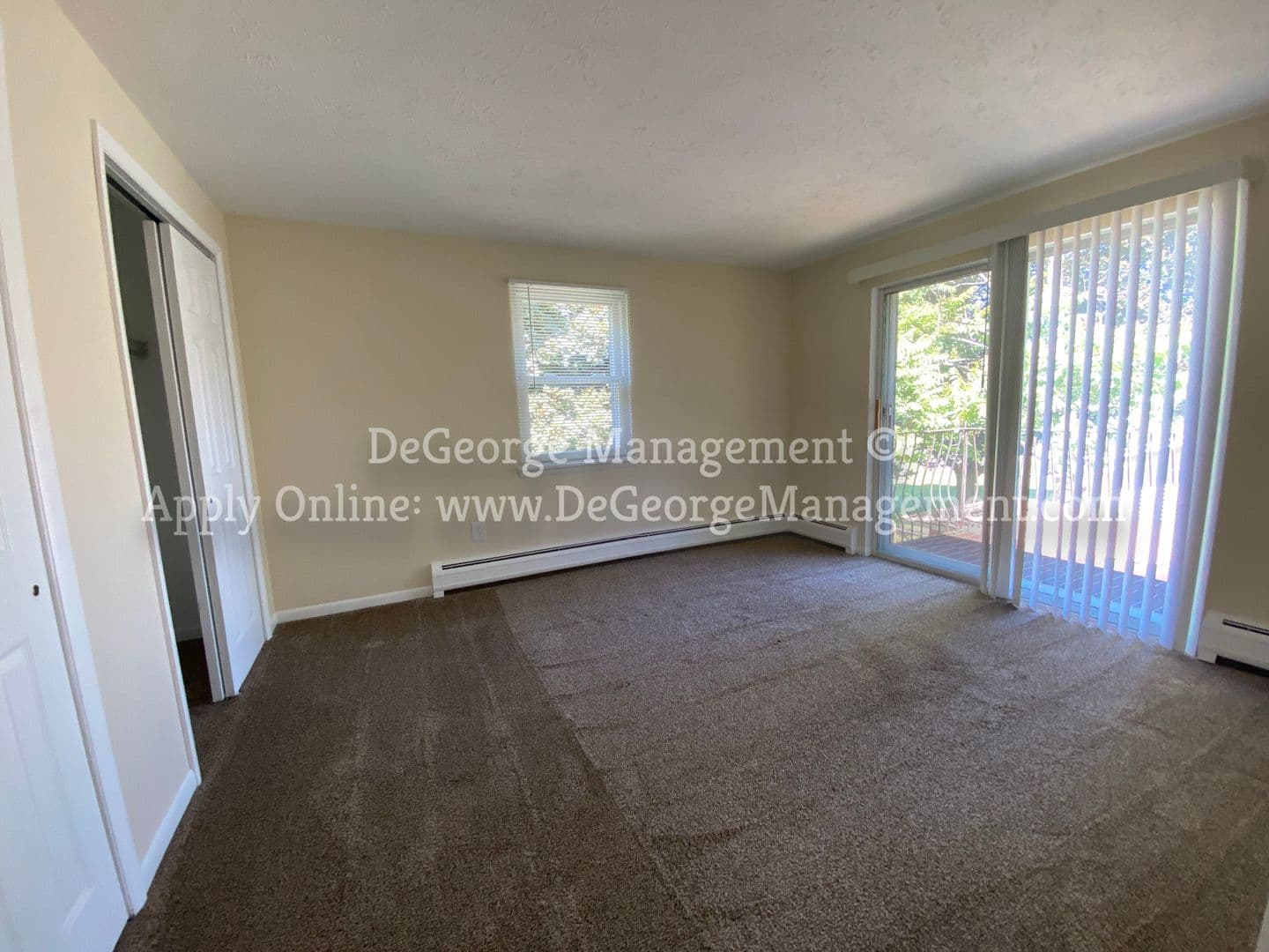 Irondequoit Apartment: 4-108 Georgetown Drive
