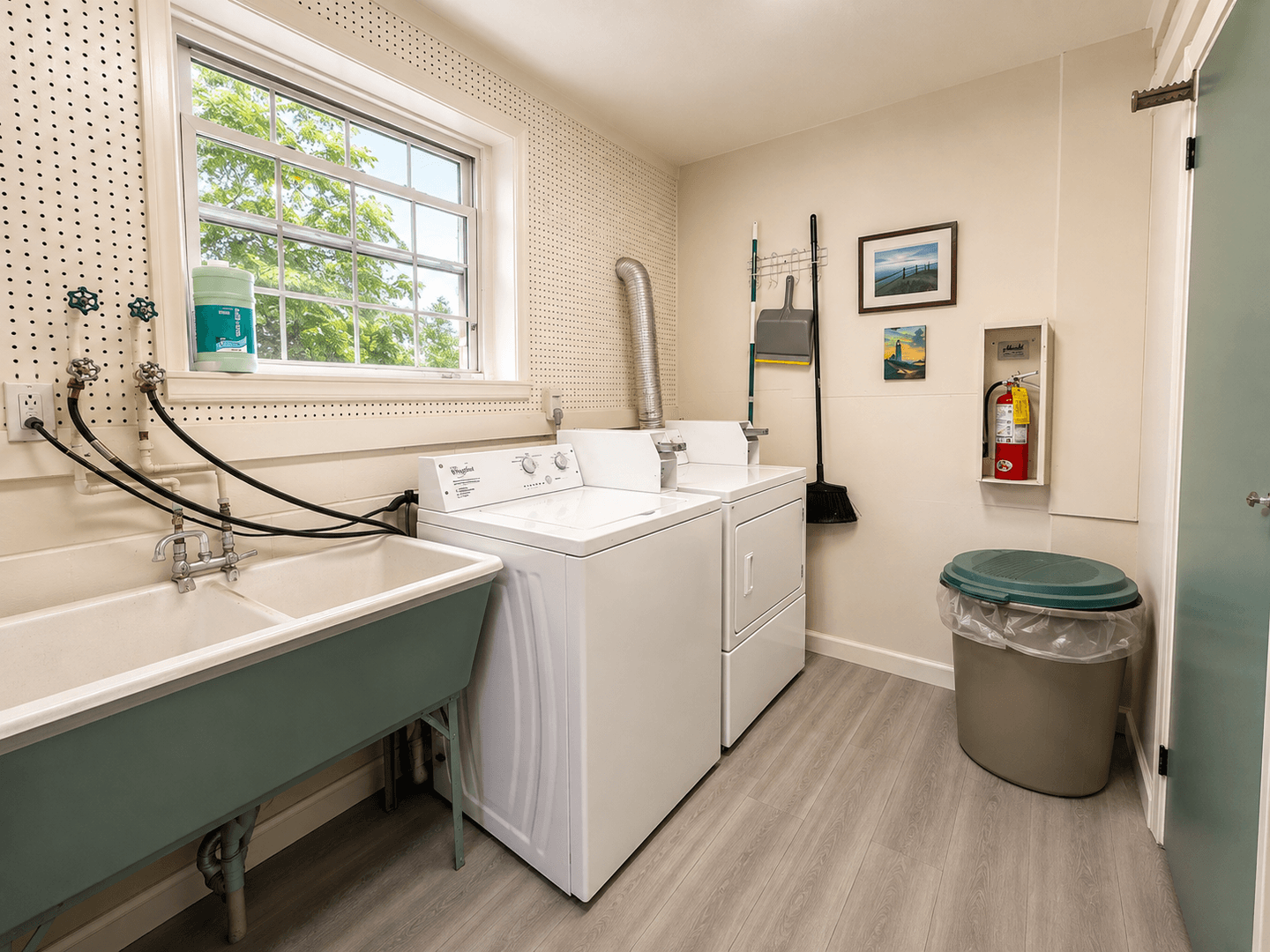 Seneca Falls Apartment: 280 Fall St
