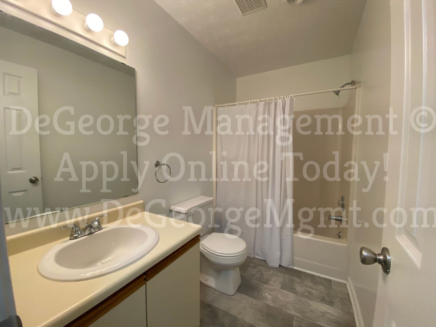 Irondequoit Apartment: 70 Miller Lane