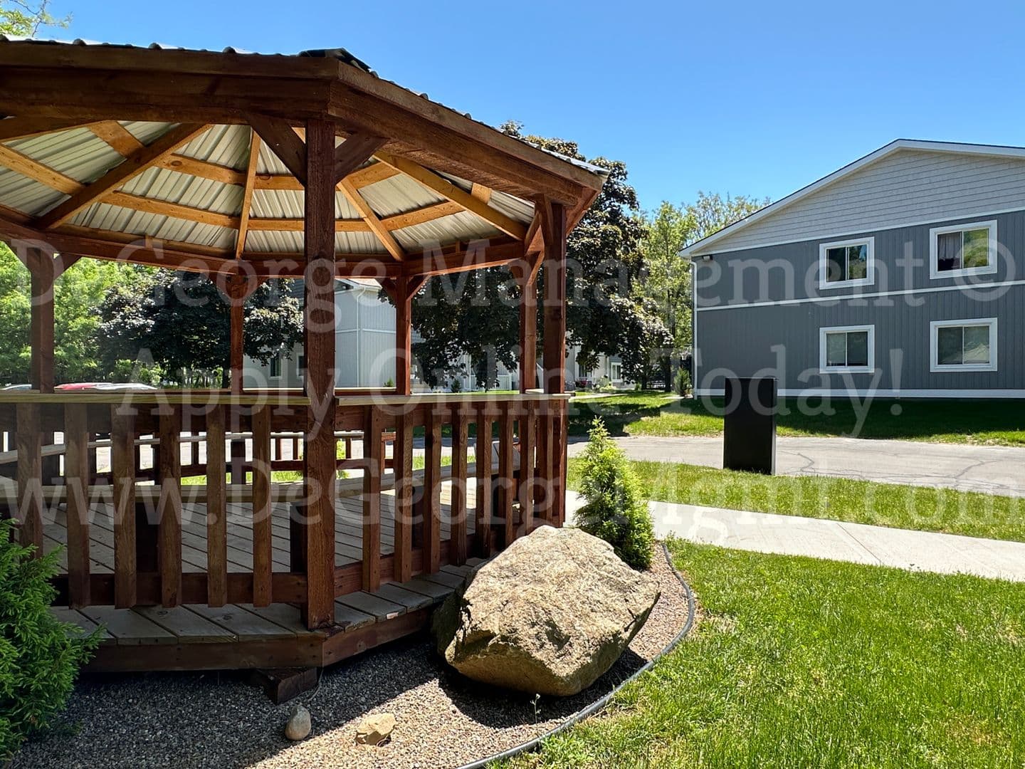 Irondequoit Apartment: 70 Miller Lane
