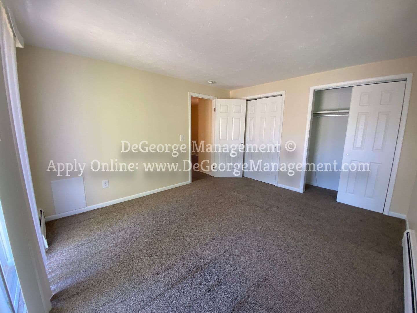 Irondequoit Apartment: 4-108 Georgetown Drive