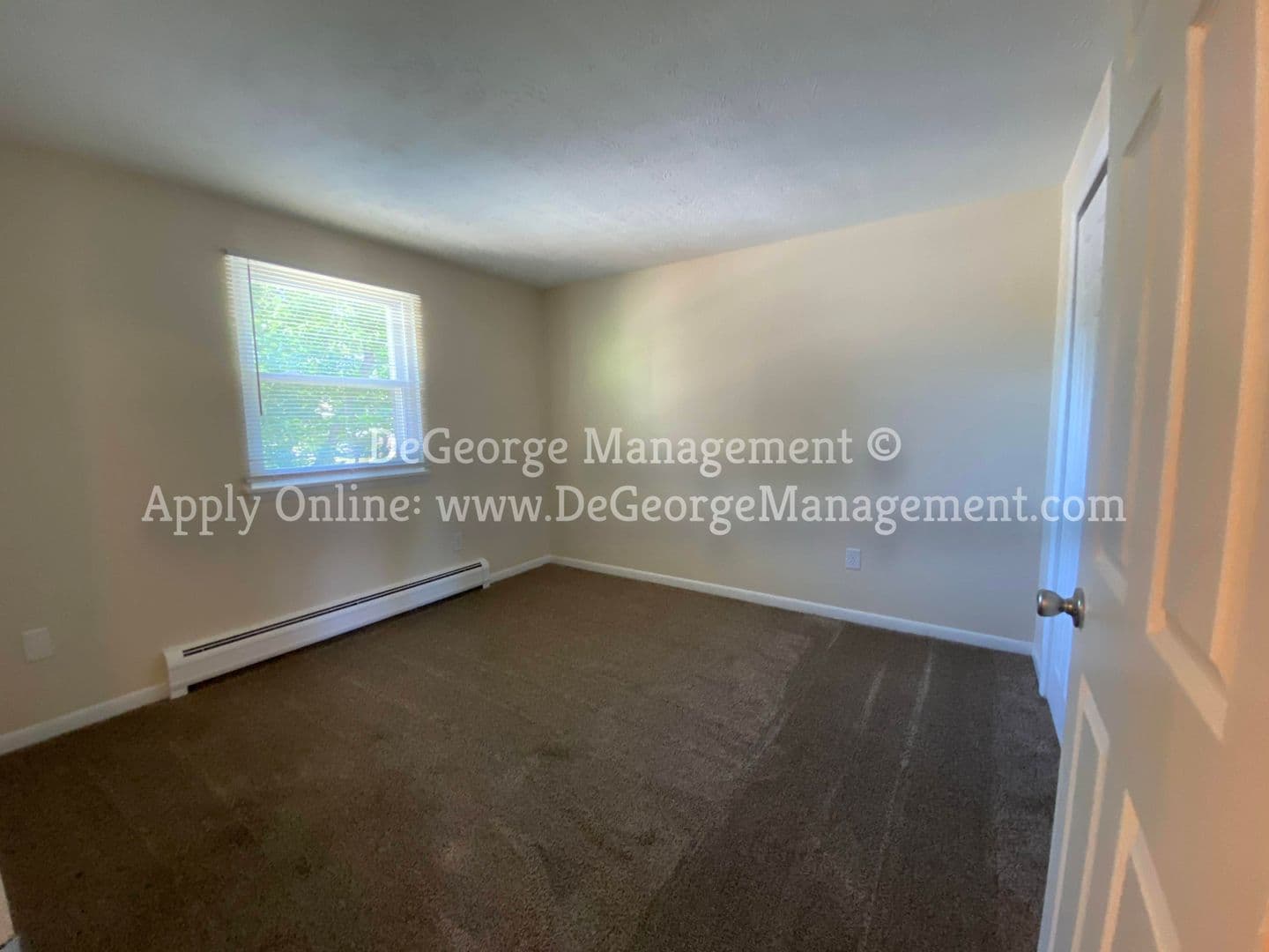 Irondequoit Apartment: 4-108 Georgetown Drive