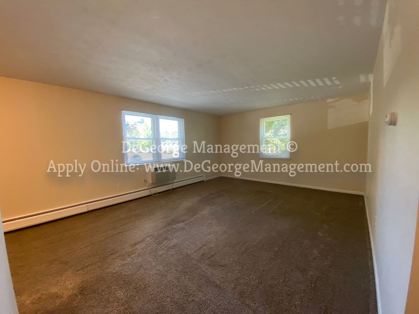 Irondequoit Apartment: 4-108 Georgetown Drive