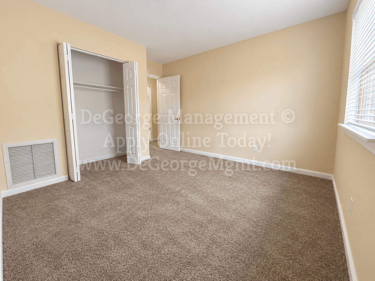 Lakeville Apartment: 3333 Rochester Road