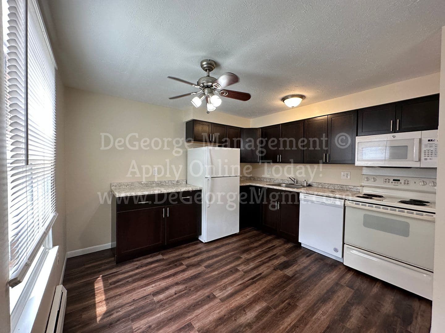 Irondequoit Apartment: 4-108 Georgetown Drive
