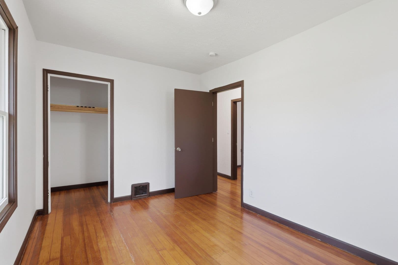 Rock Island House: 1536 35th Street