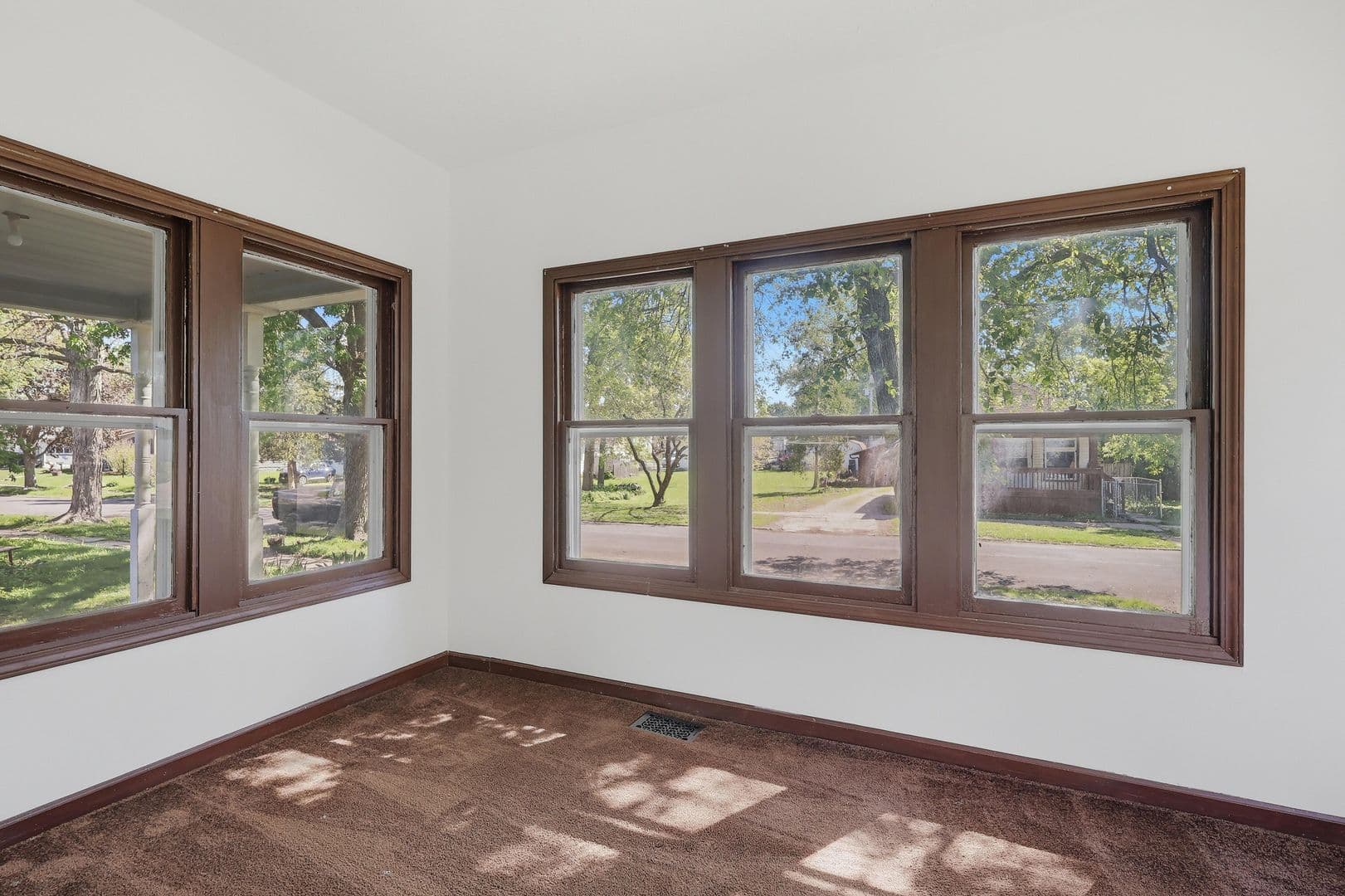 Rock Island House: 1536 35th Street