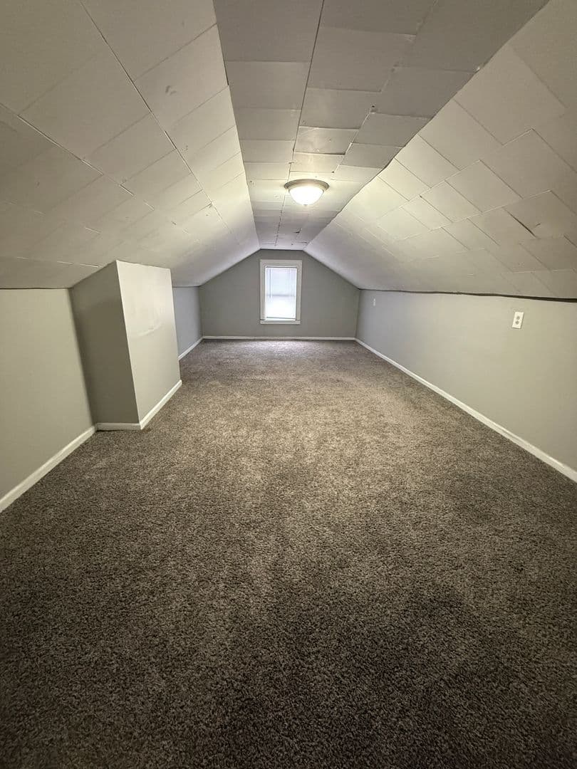 Rock Island House: 932 42nd Avenue