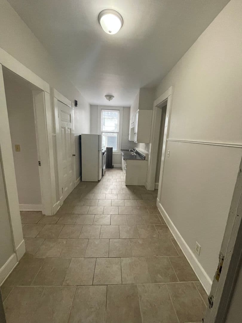 Davenport Apartment: 106 W 14th Street