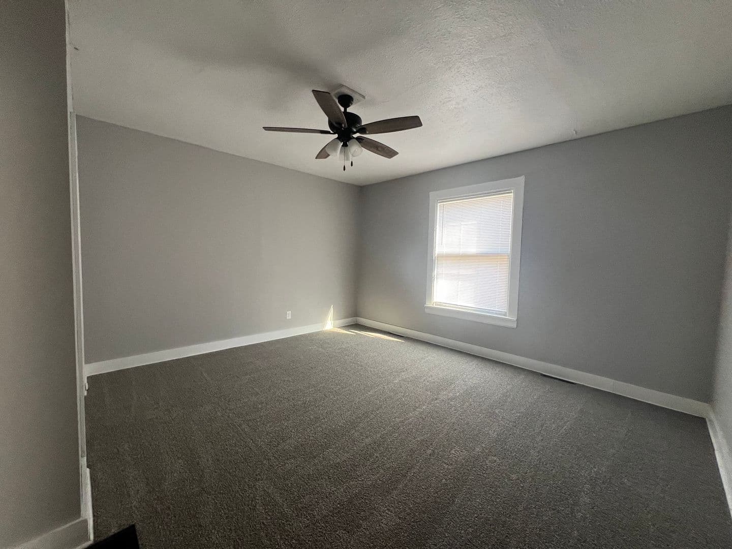 Davenport Apartment: 1322 N Ripley Street