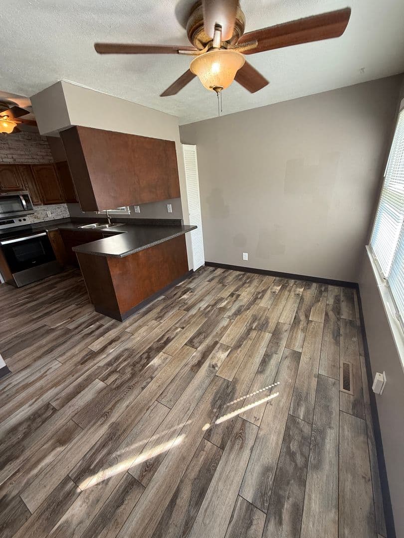 Davenport House: 2950 Arlington Ave
