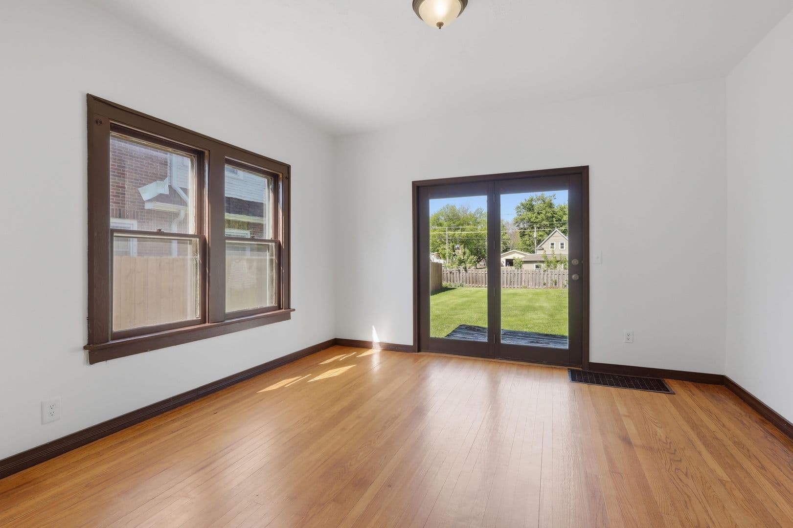 Rock Island House: 1536 35th Street