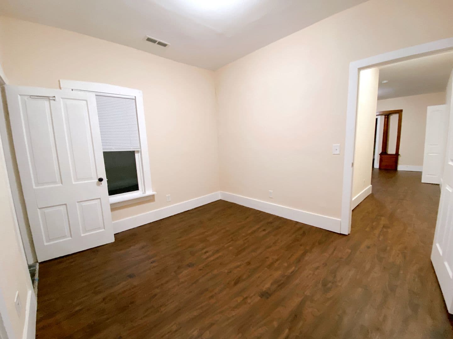 Davenport Apartment: 730 Brown Street
