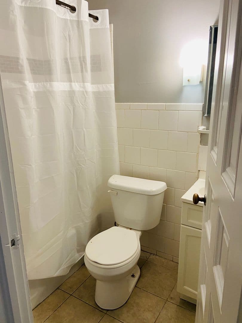 Davenport Apartment: 106 W 14th Street