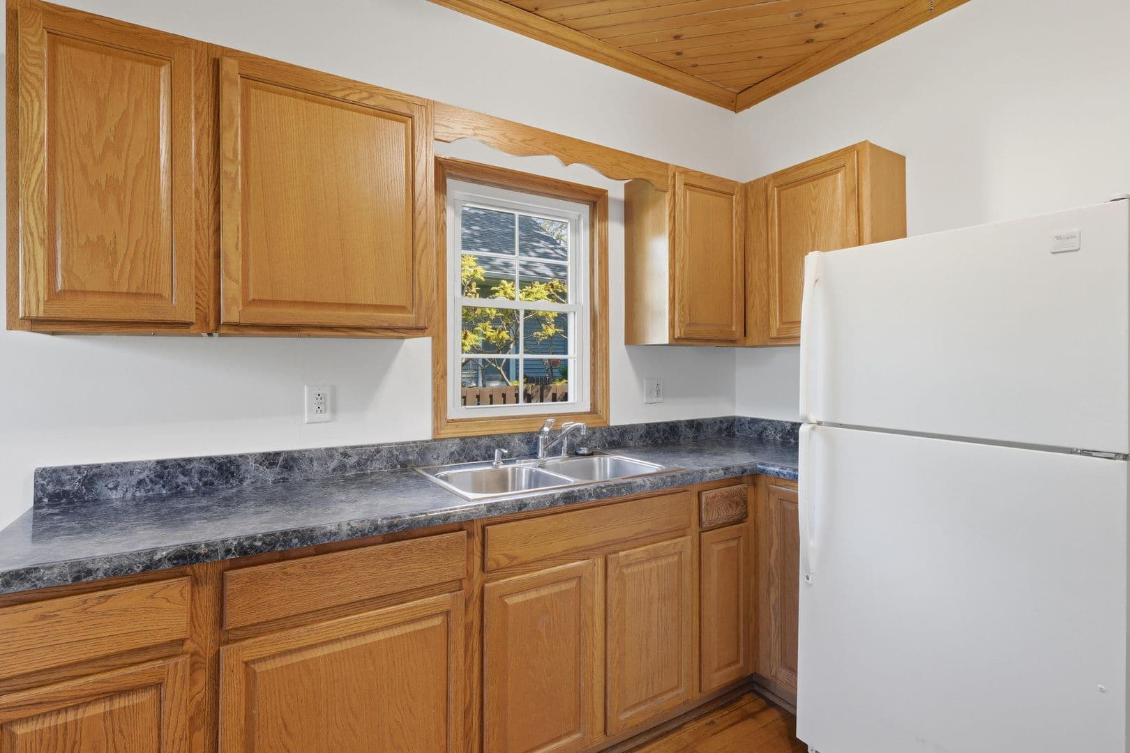 Rock Island House: 1536 35th Street