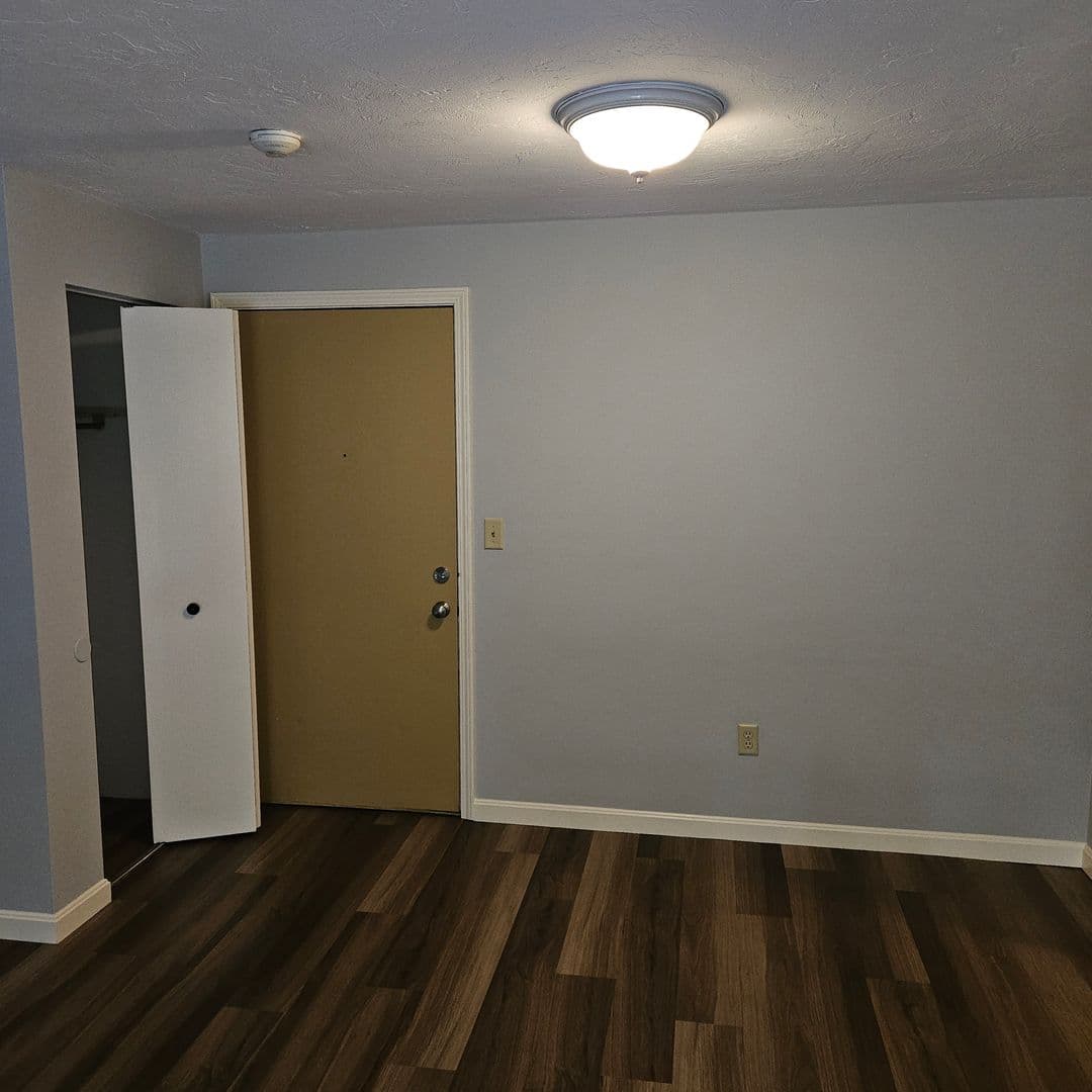 Medfield Apartment: 59 Frairy Street