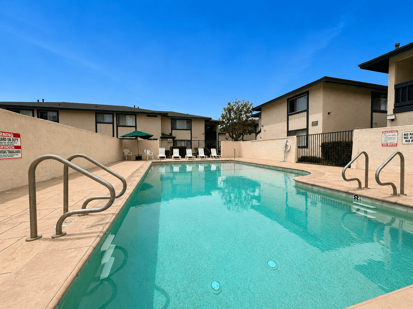 Oxnard Apartment: 1905 N. H Street