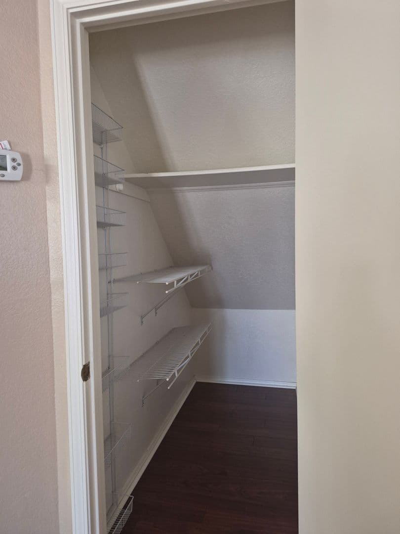 Albuquerque House: 10201 Luz Del Dia Drive