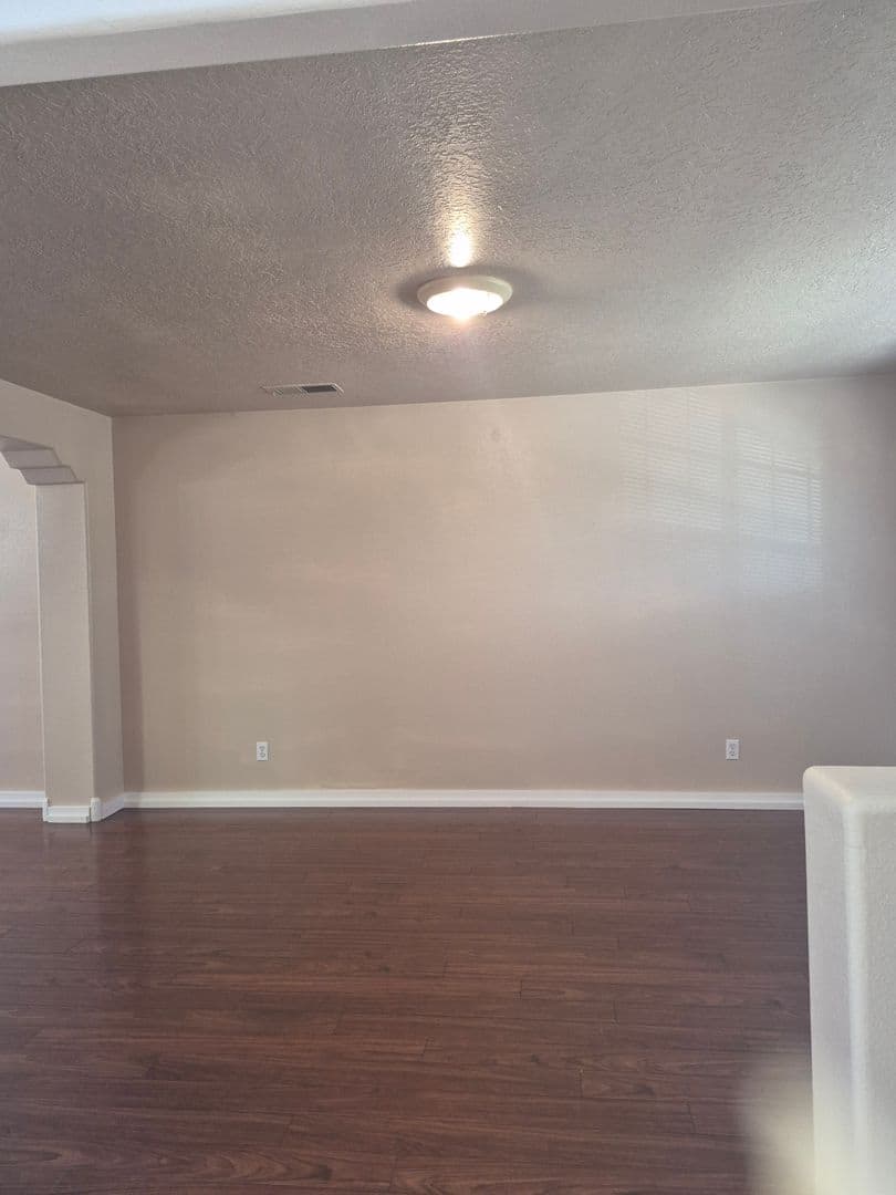 Albuquerque House: 10201 Luz Del Dia Drive