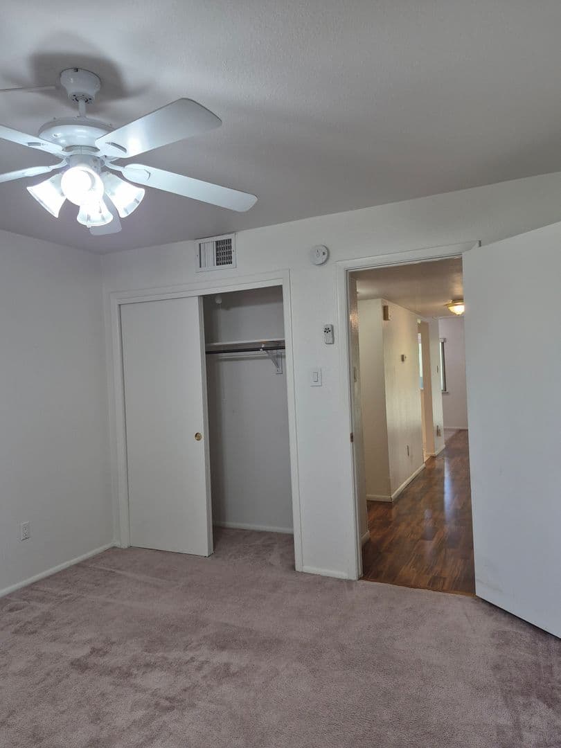 Rio Rancho Condo: 925 Country Club Dr SE