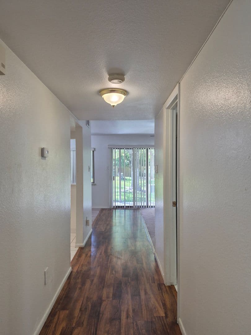 Rio Rancho Condo: 925 Country Club Dr SE