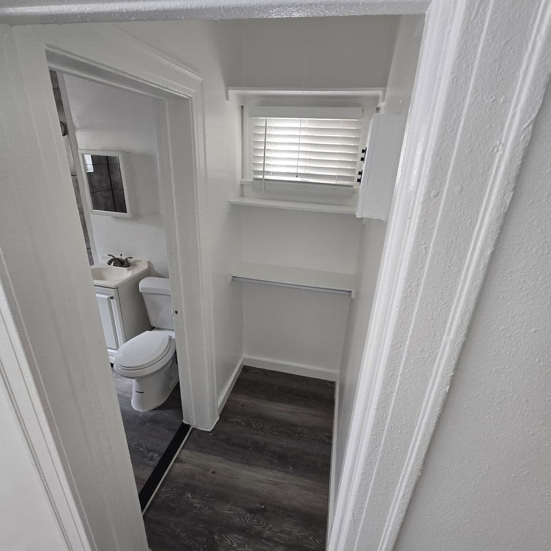 Los Angeles Apartment: 316 S. Berendo Street