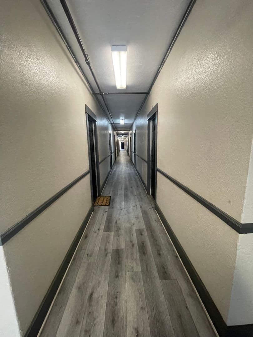 Los Angeles Apartment: 444 S. Burlington Avenue