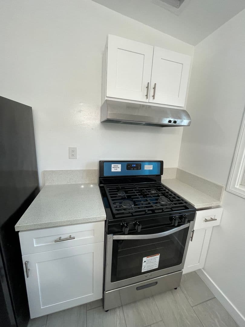 Lennox Apartment: 10216-10300 S. Felton Avenue
