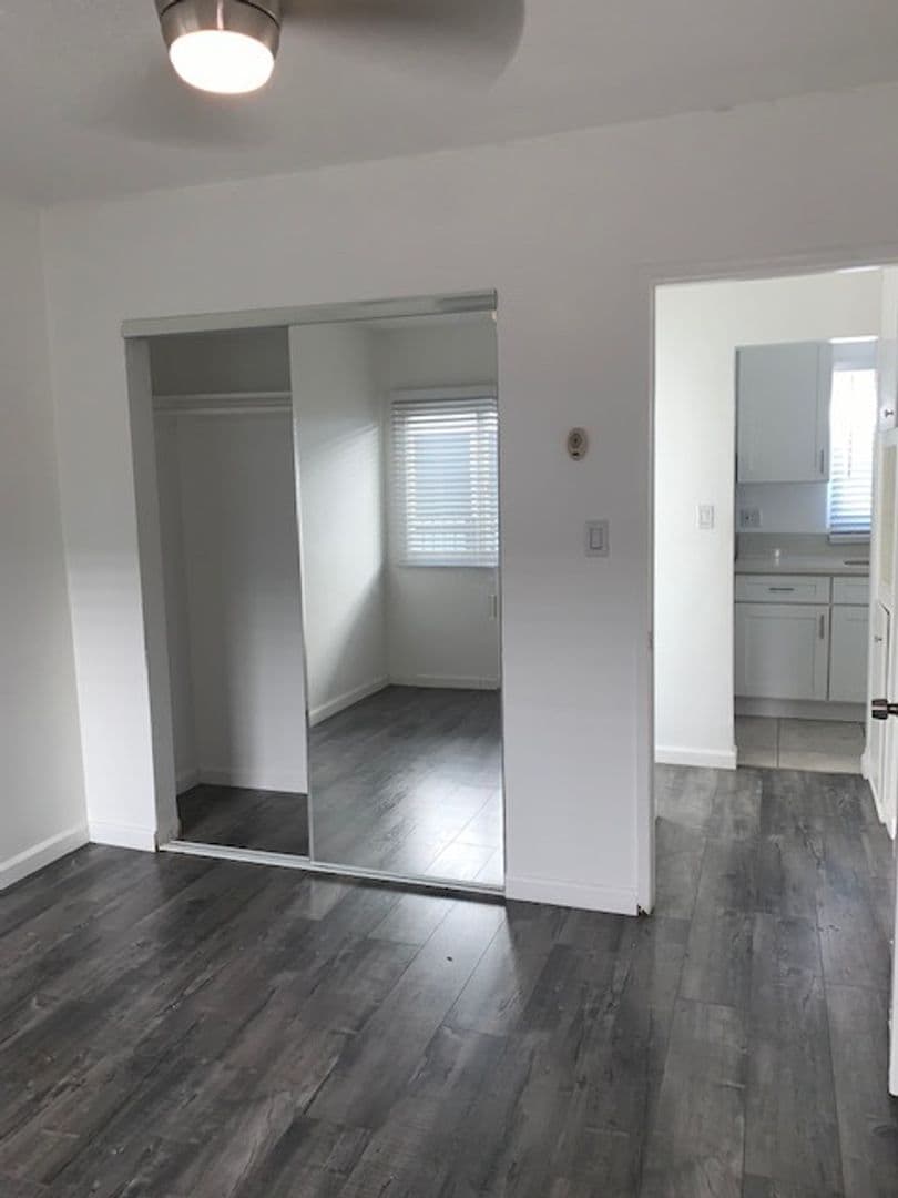 Lennox Apartment: 10216-10300 S. Felton Avenue