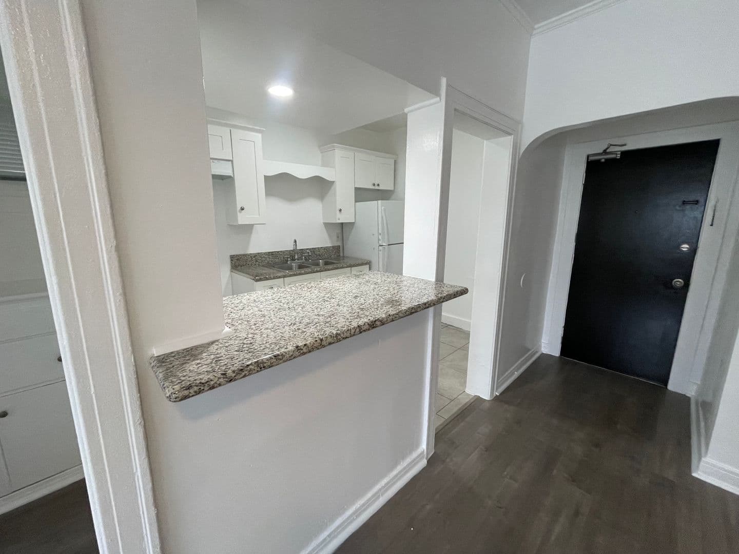 Los Angeles Apartment: 316 S. Berendo Street