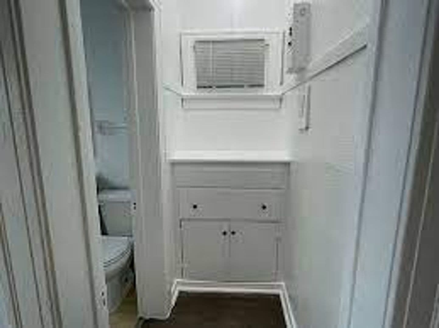Los Angeles Apartment: 316 S. Berendo Street