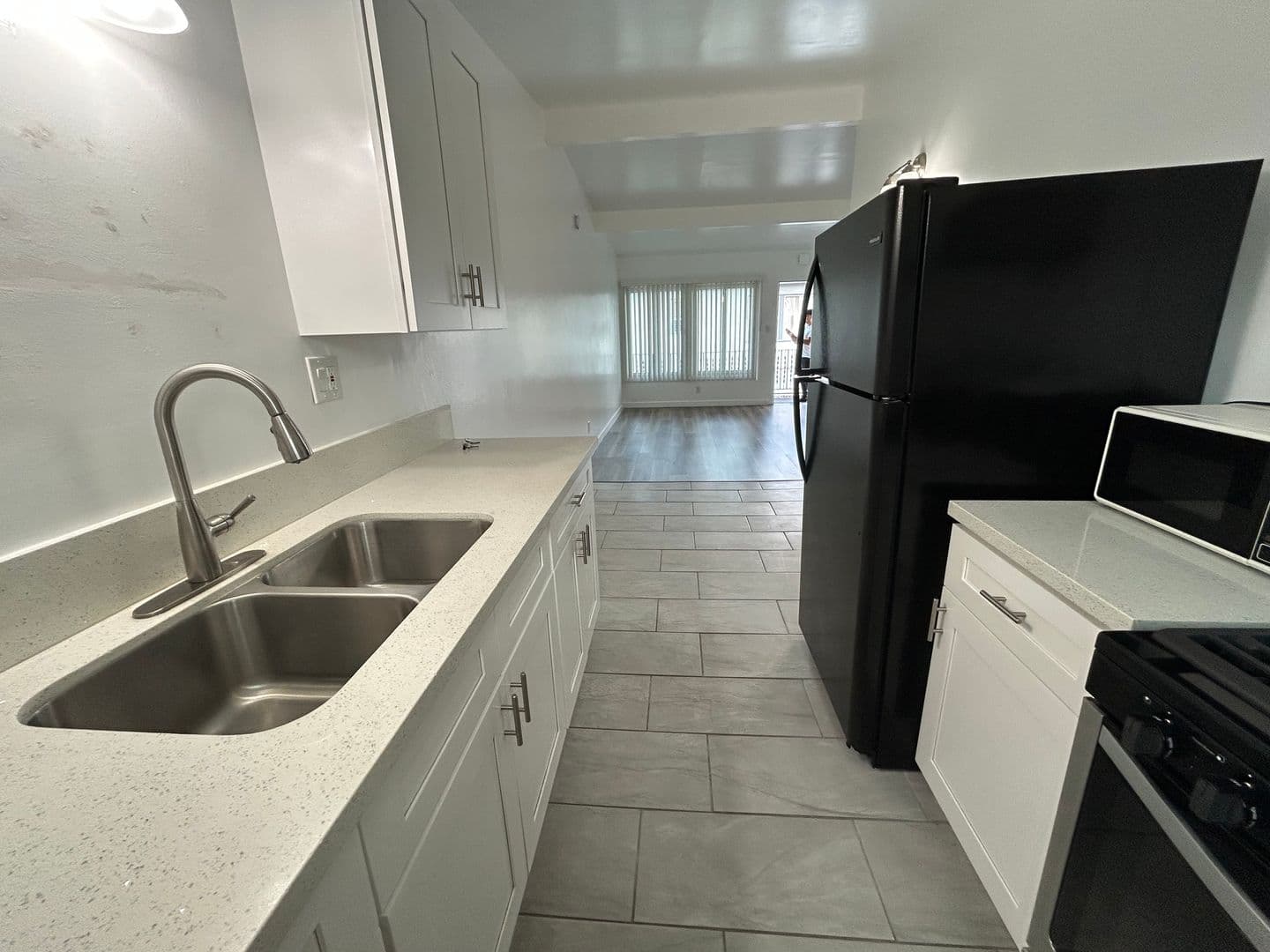 Lennox Apartment: 10216-10300 S. Felton Avenue