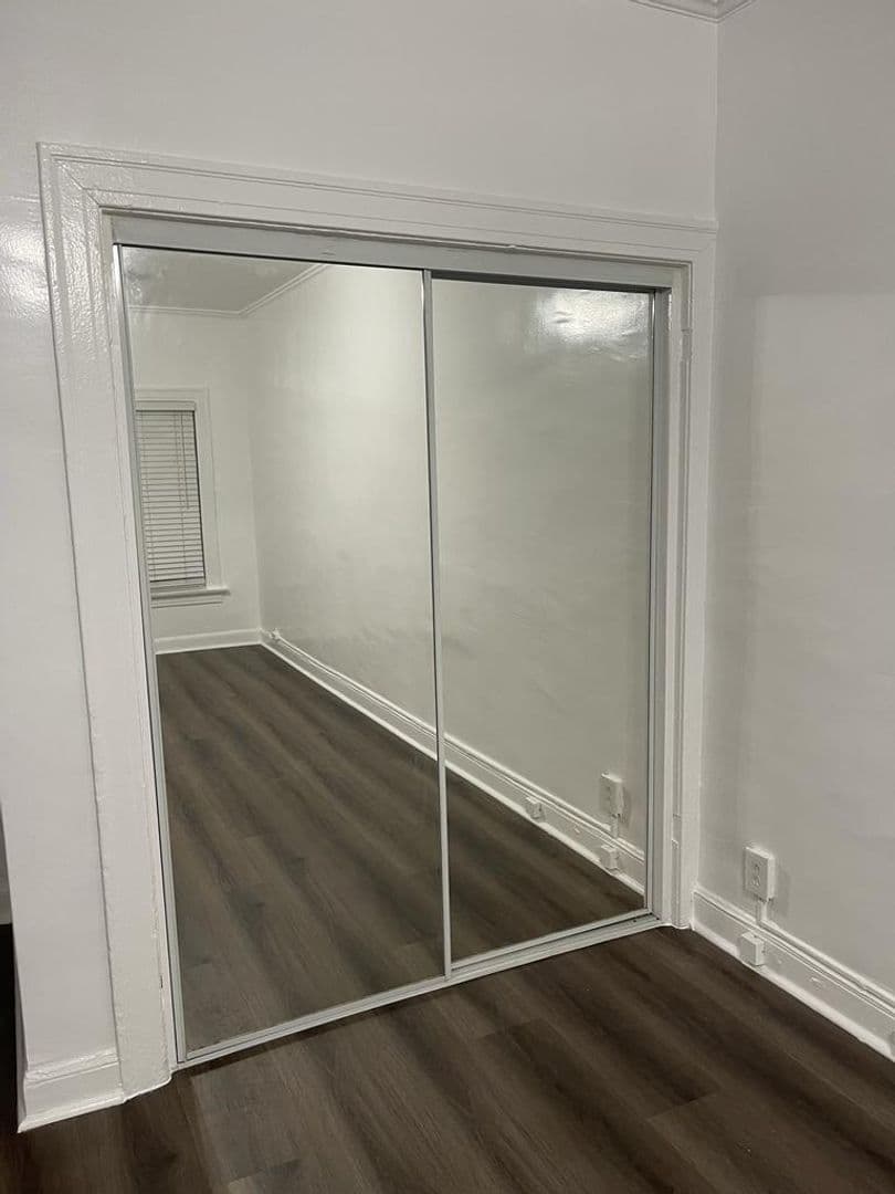 Los Angeles Apartment: 316 S. Berendo Street