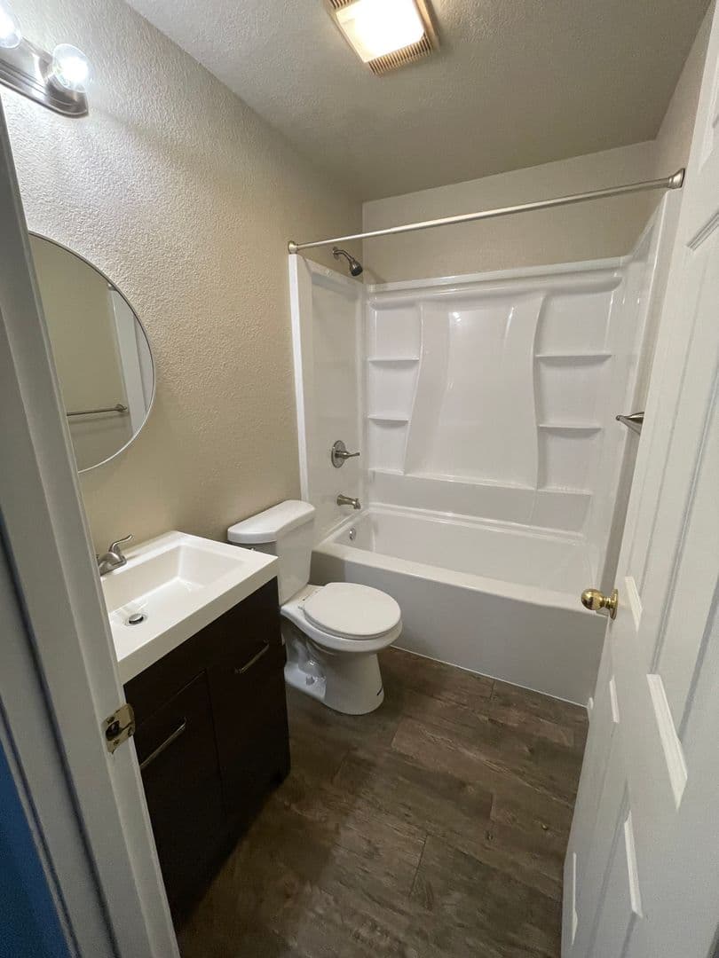 Marysville Apartment: 709 Cedar Avenue