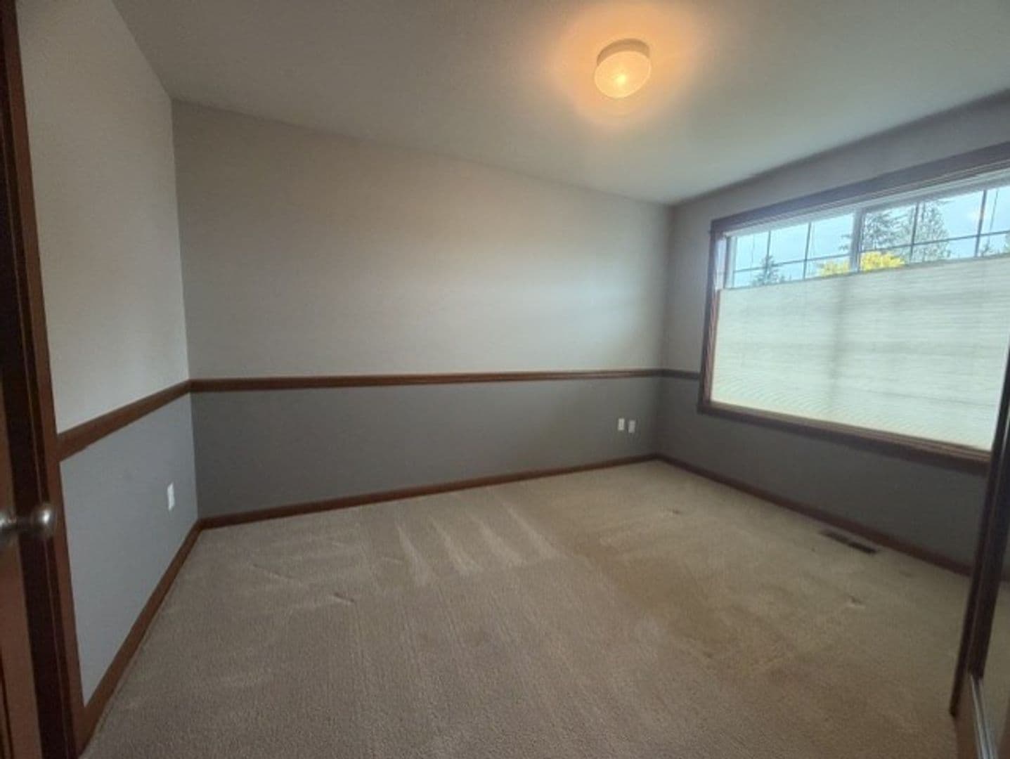Lynnwood House: 620 141st Street SW