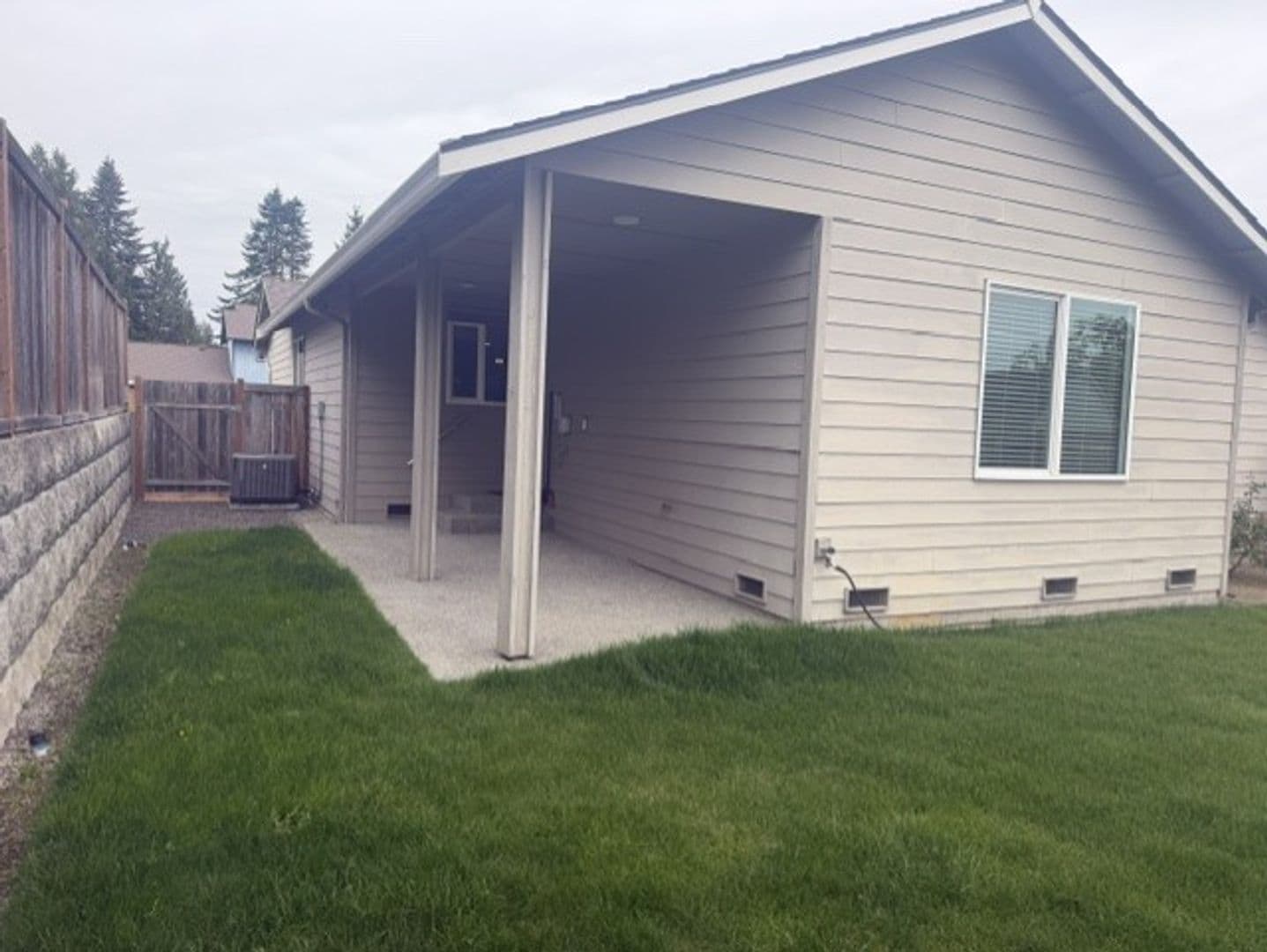 Lynnwood House: 620 141st Street SW