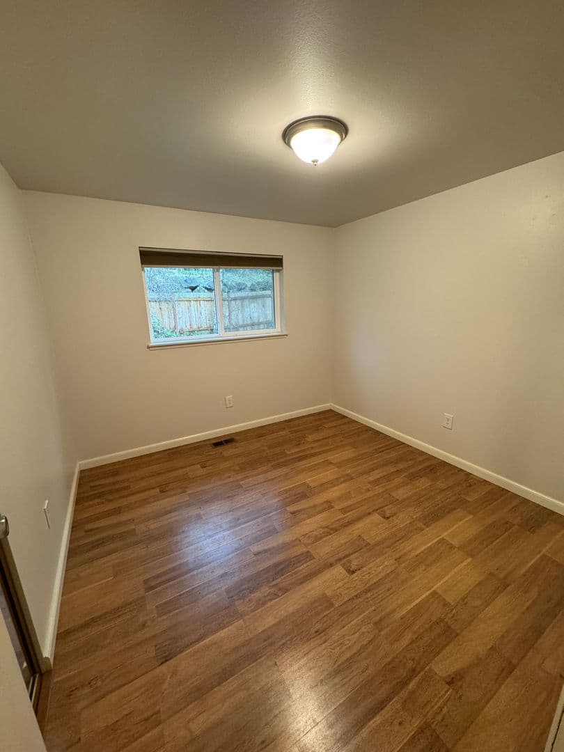 Everett House: 505 74th Street SW