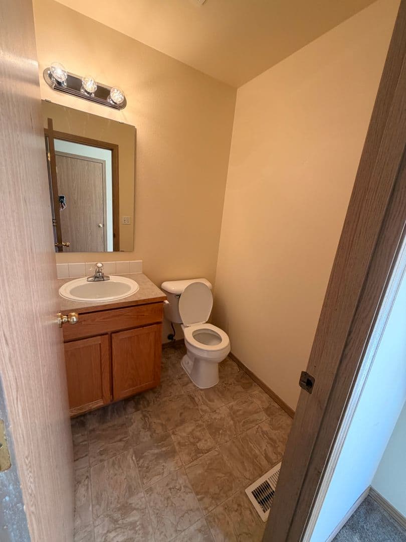 Marysville Apartment: 13114 57th Avenue NE