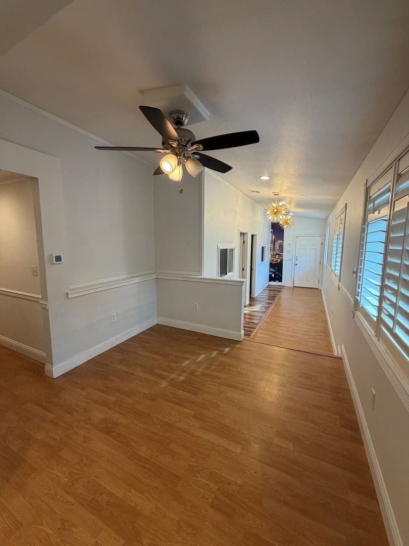 Arlington Apartment: 18118 31st Avenue NE