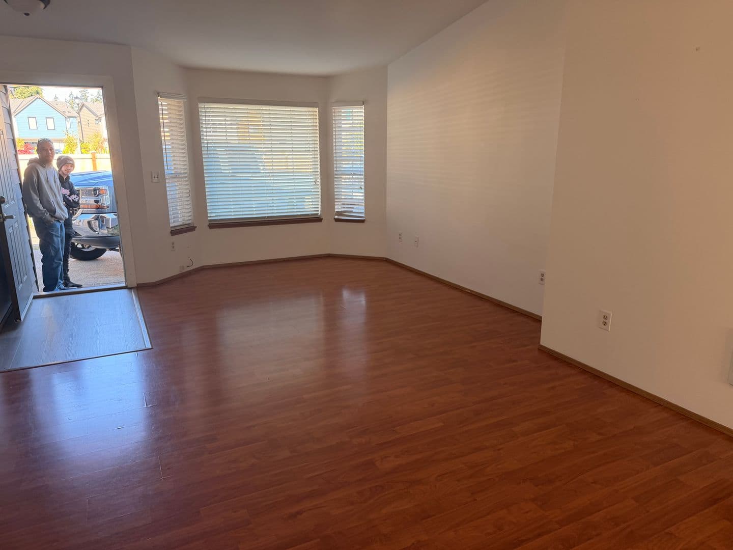 Marysville Apartment: 8429 44th Drive NE