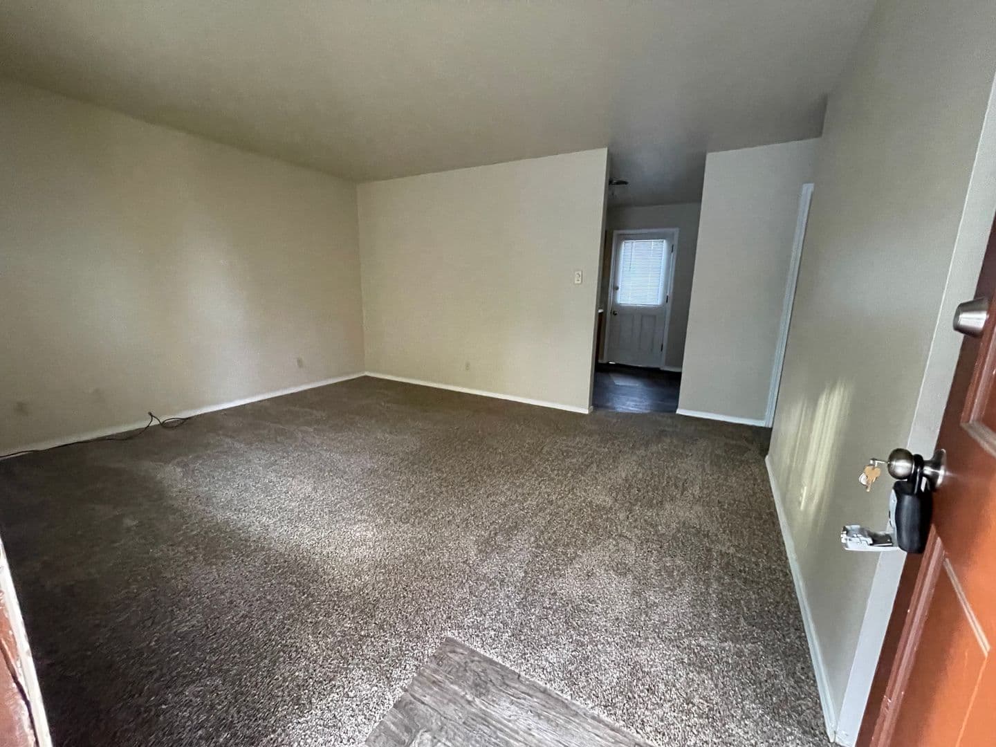 Marysville Apartment: 709 Cedar Avenue