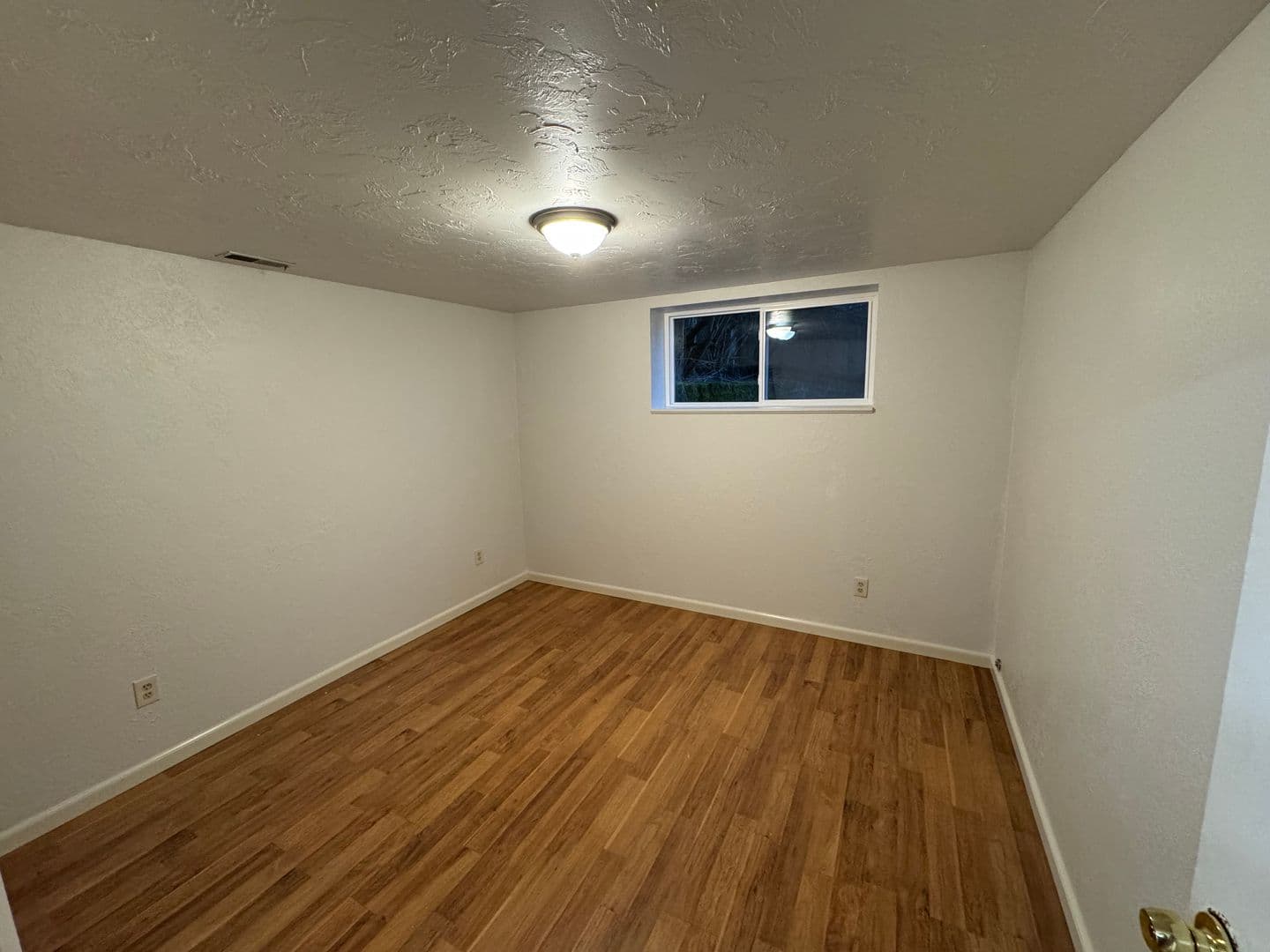 Everett House: 505 74th Street SW