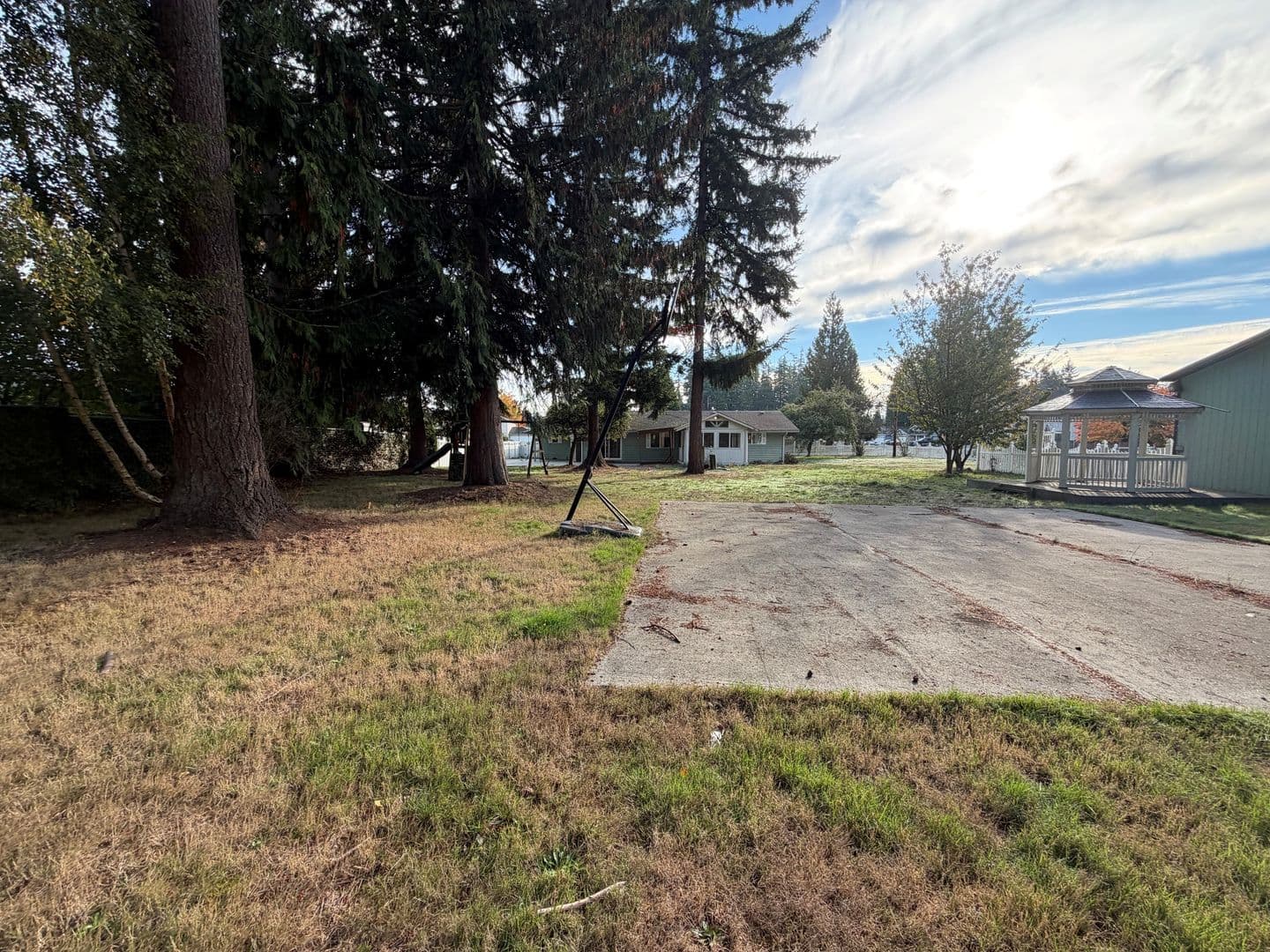 Arlington Apartment: 18118 31st Avenue NE