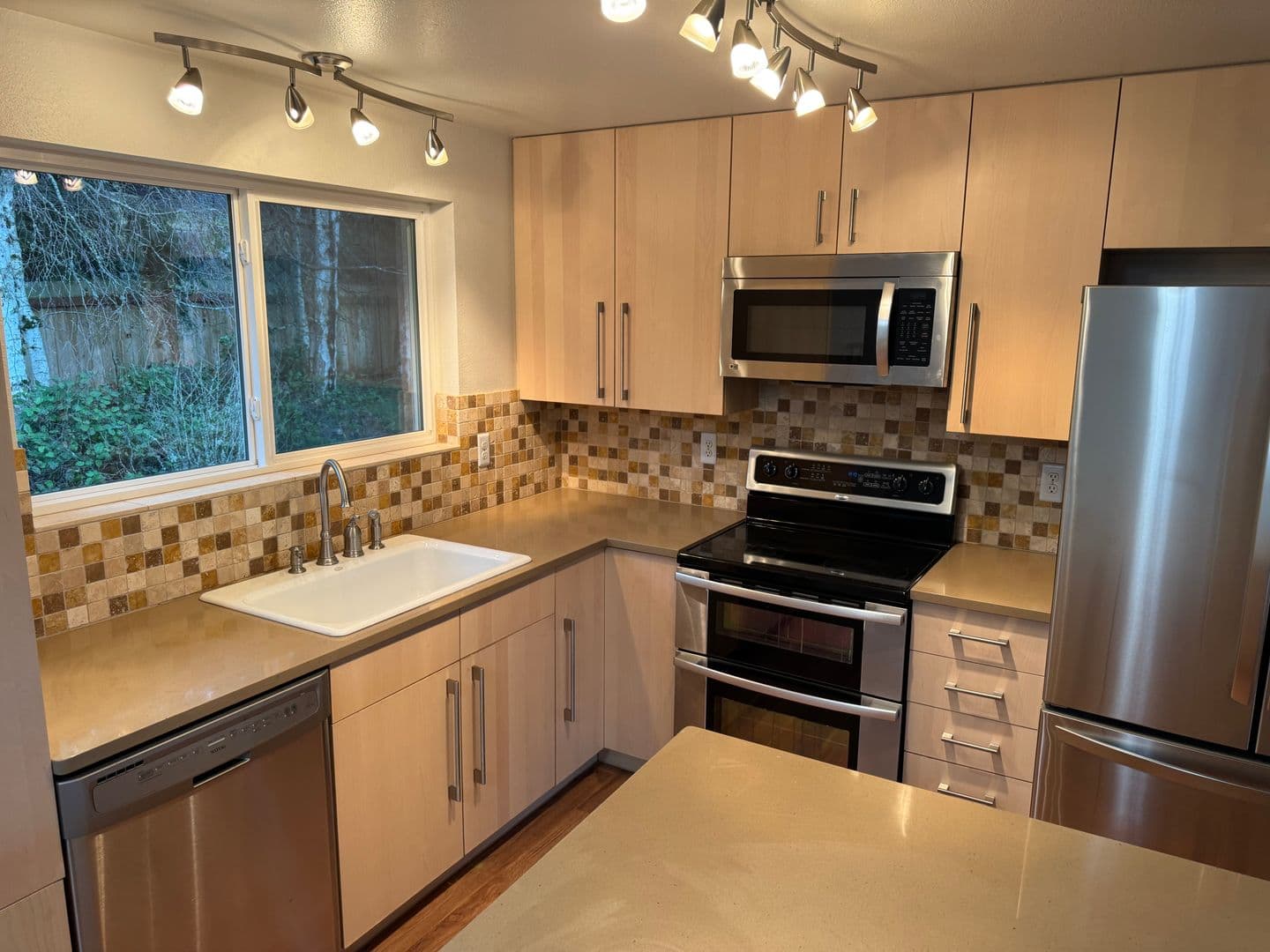 Everett House: 505 74th Street SW