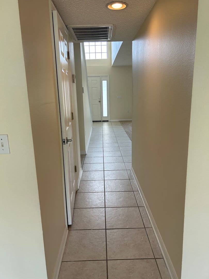 Deltona House: 2940 Bedford St